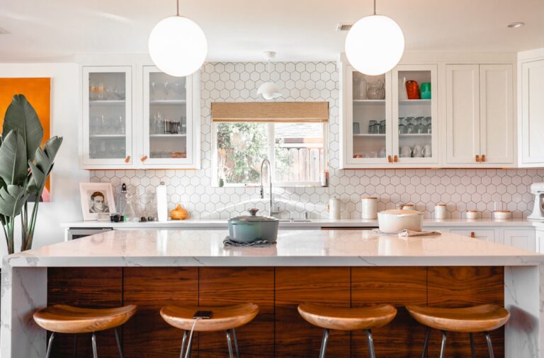 10 idées créatives pour aménager votre cuisine avec style et fonctionnalité